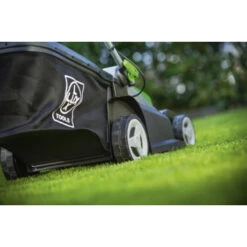 LUX 20V Accu Grasmaaier 37cm Incl. 2 Accu's 4,0Ah + Lader 16 LUX 20V Accu Grasmaaier 37cm Incl. 2 Accu's 4,0Ah + Lader -Tuingereedschap Verkoop 123 45