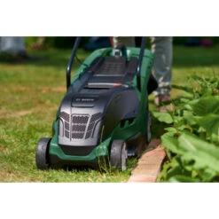 Bosch Elektrische Grasmaaier UniversalRotak 490 34cm 1300W Met Opbouwbare Opvangbak 8 Bosch Elektrische Grasmaaier UniversalRotak 490 34cm 1300W Met Opbouwbare Opvangbak -Tuingereedschap Verkoop 123 835