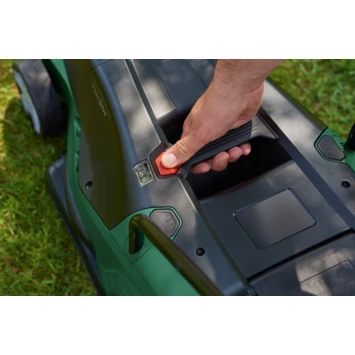 Bosch Elektrische Grasmaaier UniversalRotak 490 34cm 1300W Met Opbouwbare Opvangbak 6 Bosch Elektrische Grasmaaier UniversalRotak 490 34cm 1300W Met Opbouwbare Opvangbak - Image 4